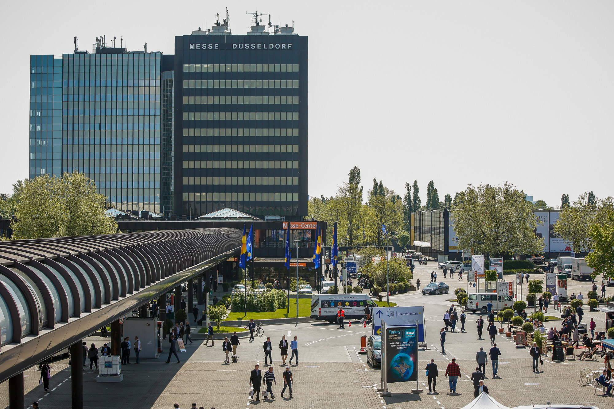 Дюссельдорф на неделю. Дюссельдорф Messe. Мессе Дюссельдорф Германия. Дюссельдорф Холл. Dusseldorf Expo.