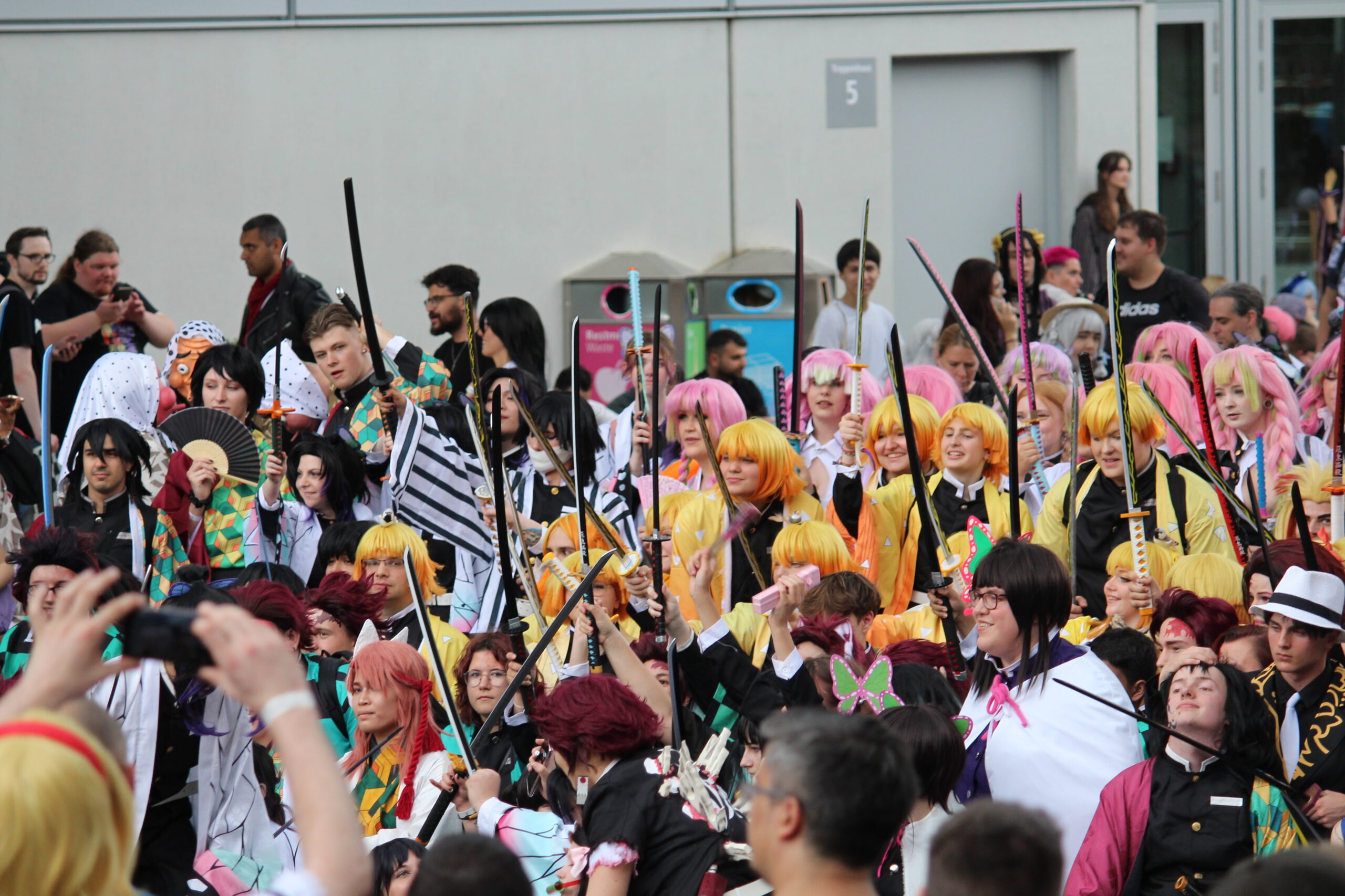 Aggregate more than 61 anime expo cosplay gatherings - in.duhocakina